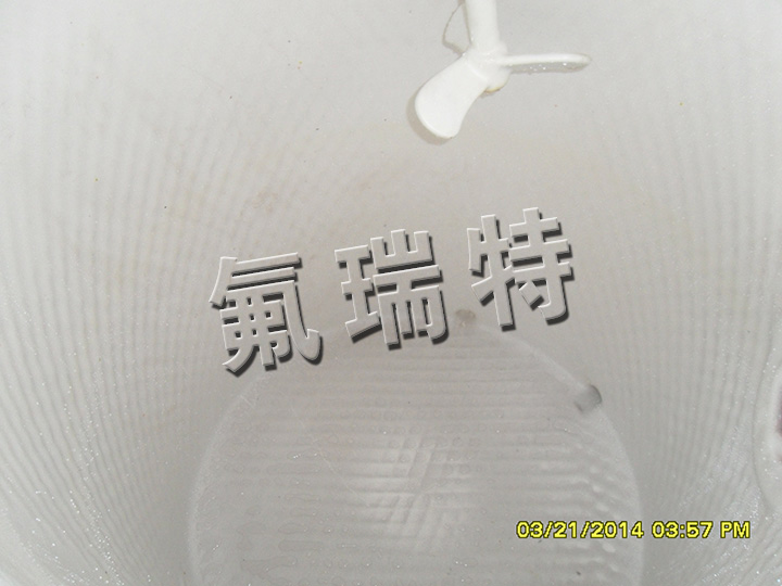 鋼襯塑儲罐、反應(yīng)釜